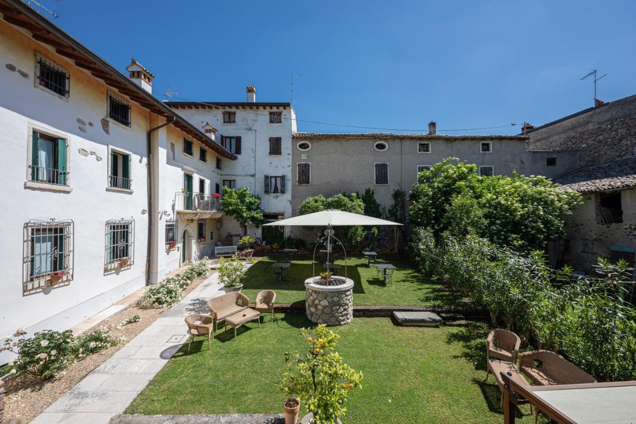 Villa Agriturismo Borgo Di Calmasino Bardolino Exterior foto