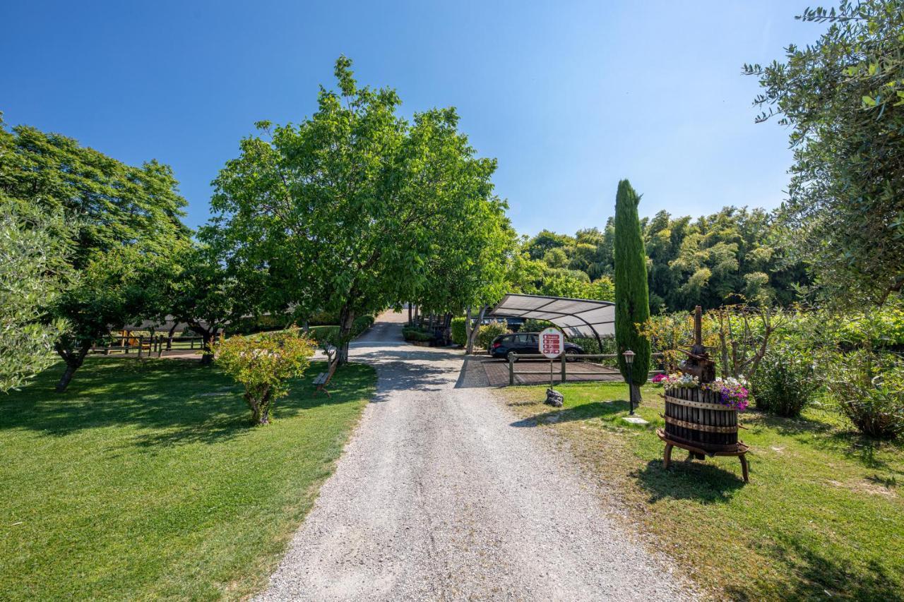 Villa Agriturismo Borgo Di Calmasino Bardolino Exterior foto