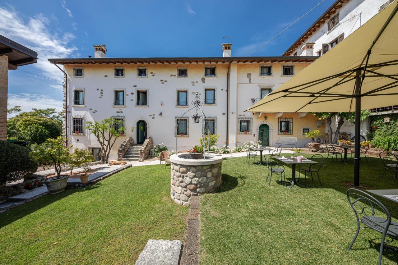 Villa Agriturismo Borgo Di Calmasino Bardolino Exterior foto