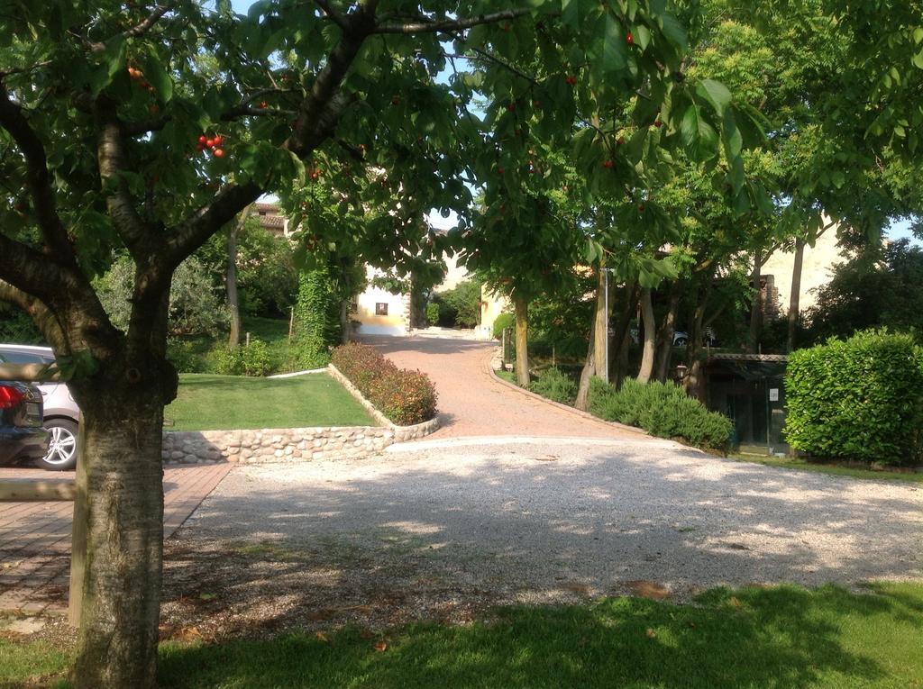 Agriturismo Borgo Di Calmasino Bardolino Exterior foto