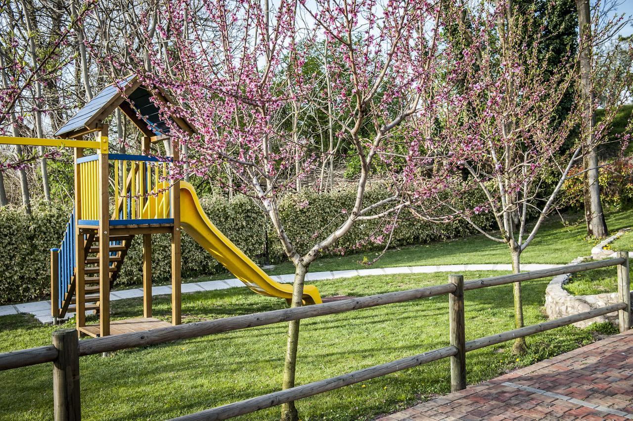 Agriturismo Borgo Di Calmasino Bardolino Exterior foto